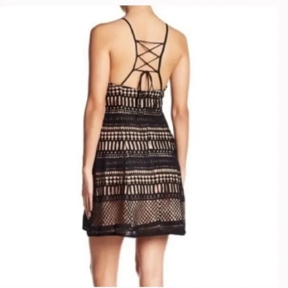 ASTr The Label Black Dress in size Large. NWT - Picture 2 of 7